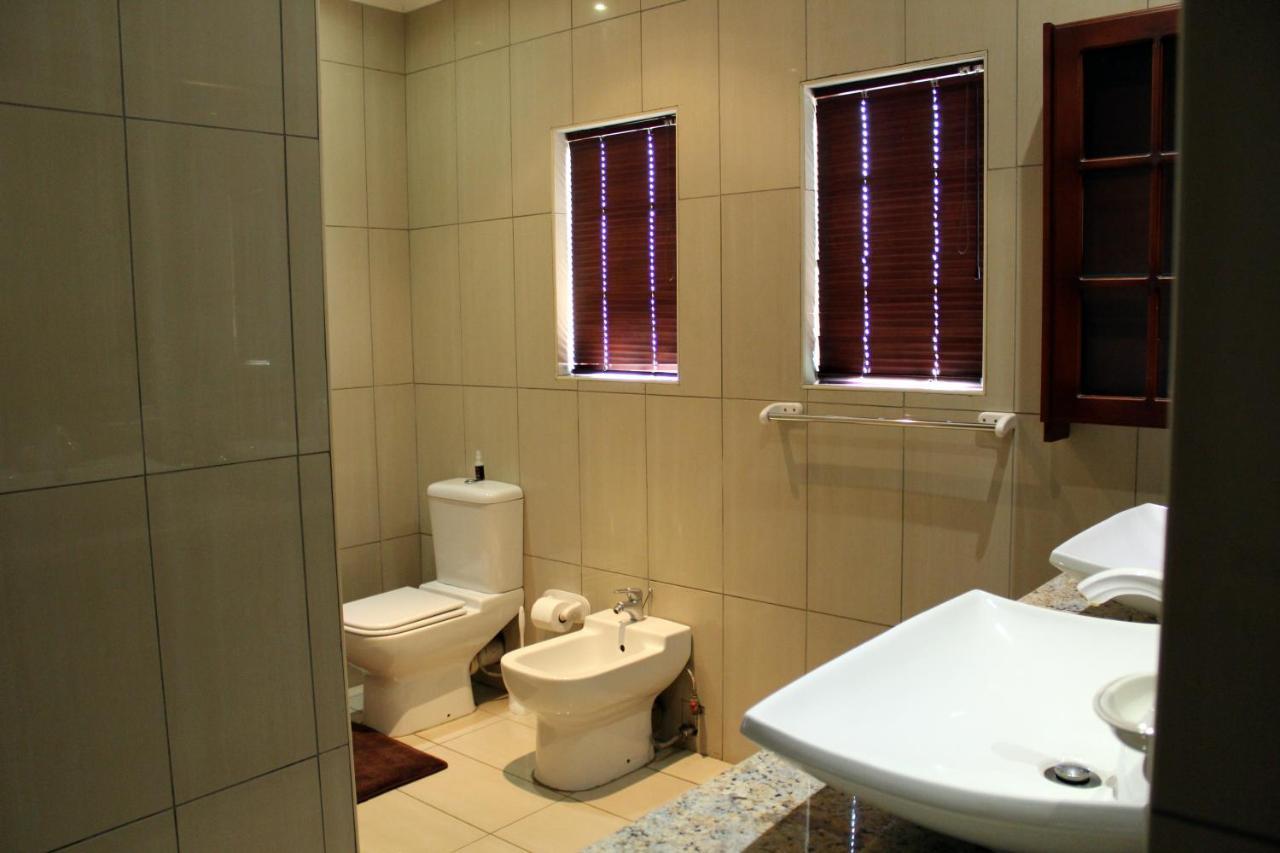 Prinshof Manor Guesthouse Pretoria Exterior photo